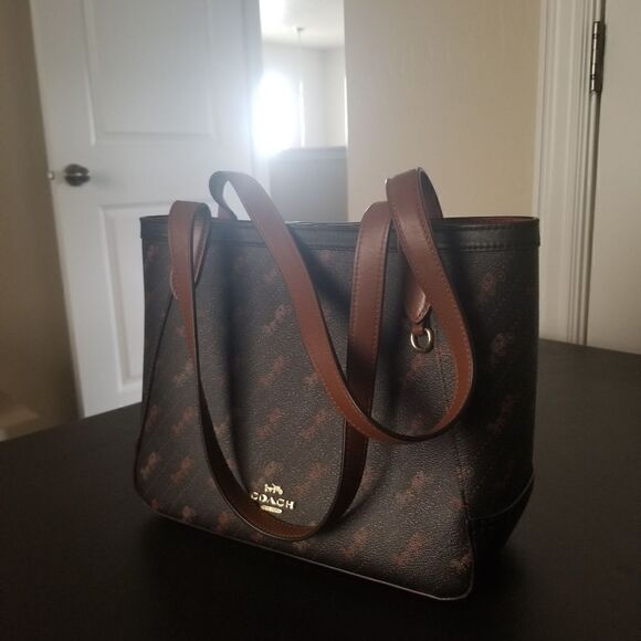 Coach Tote 27 Horse Carriage - Picture 2 of 10